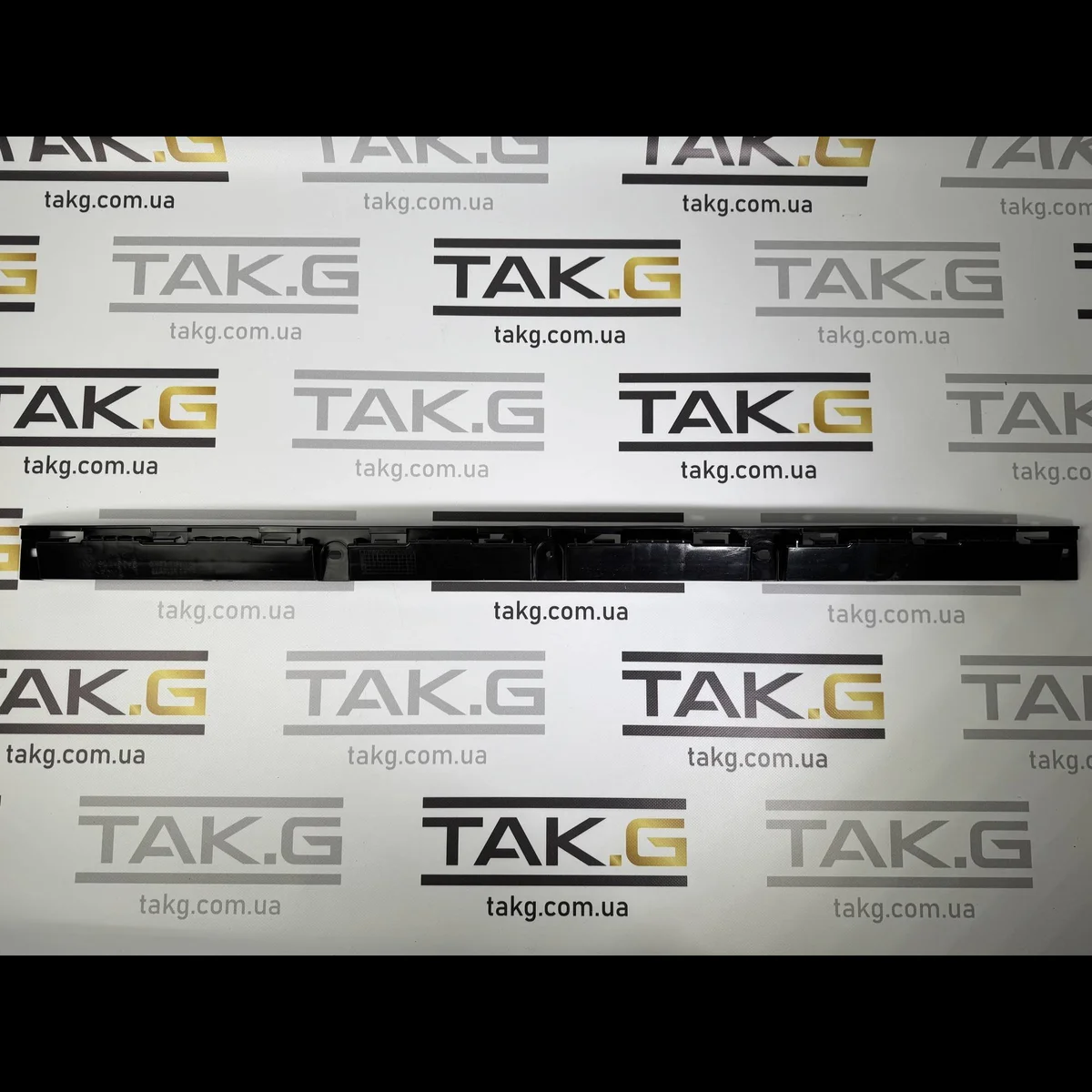 Кронштейн заднего бампера