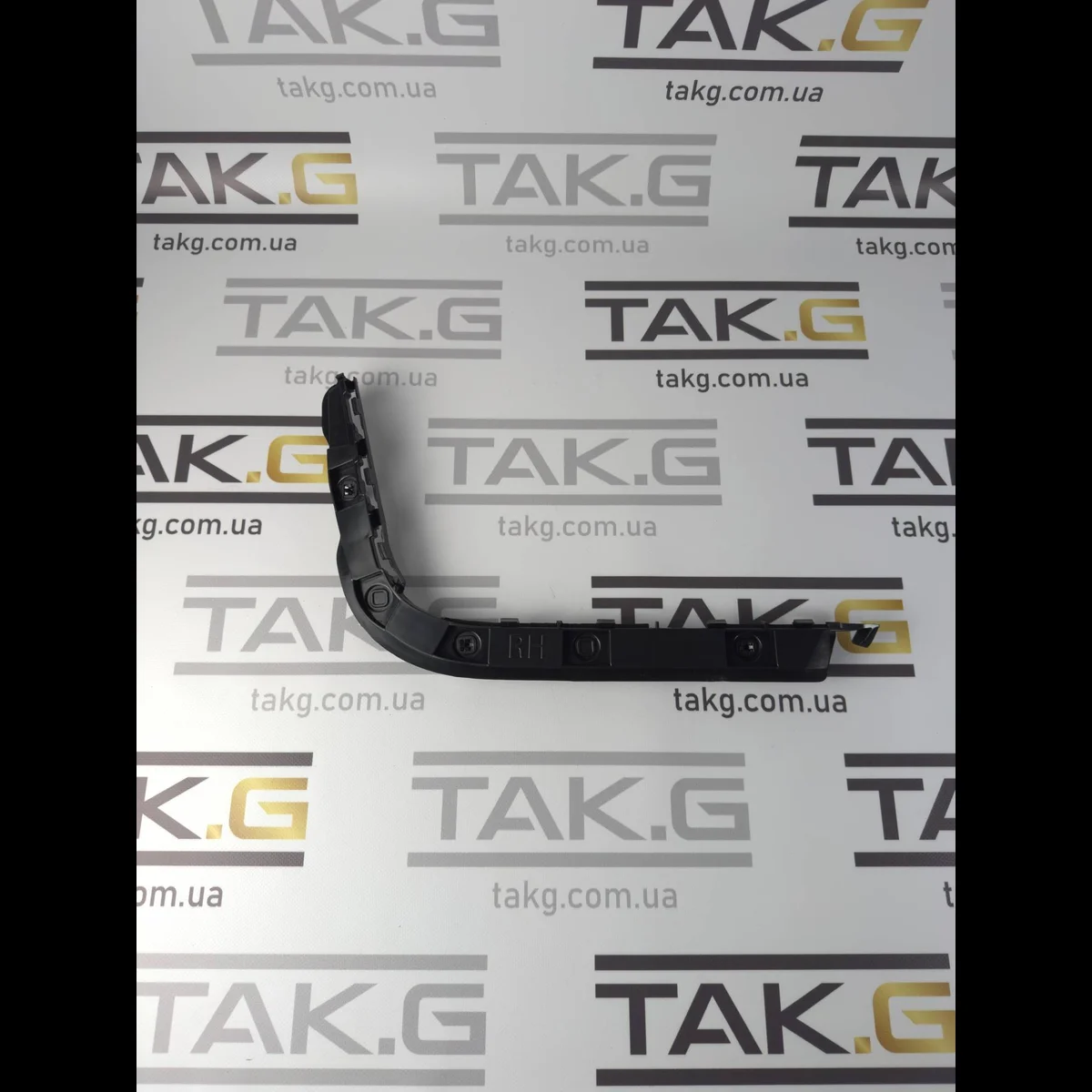 Кронштейн заднього крила бумеранг правий