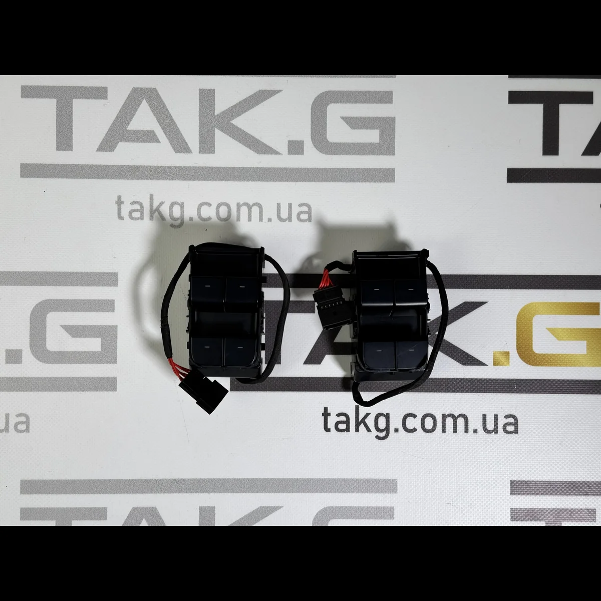 Блок керування склопідйомниками дверей водія (матовий)