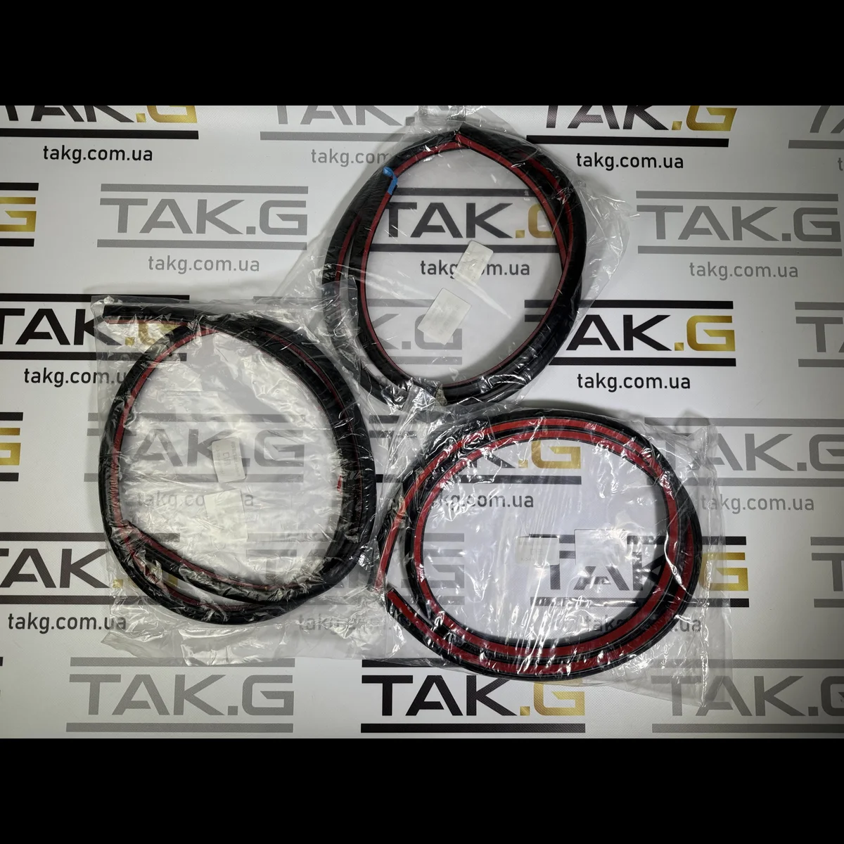 Ущільнювач двері задньої лівої двері нижній