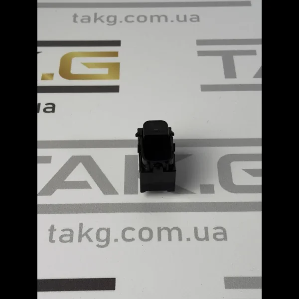 1081038-01-E: Перемикач склопідйомника - Фото 1