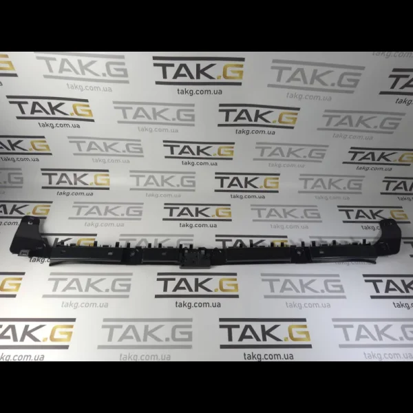 1757096-00-D: Кронштейн заднього бампера центральний - Фото 1