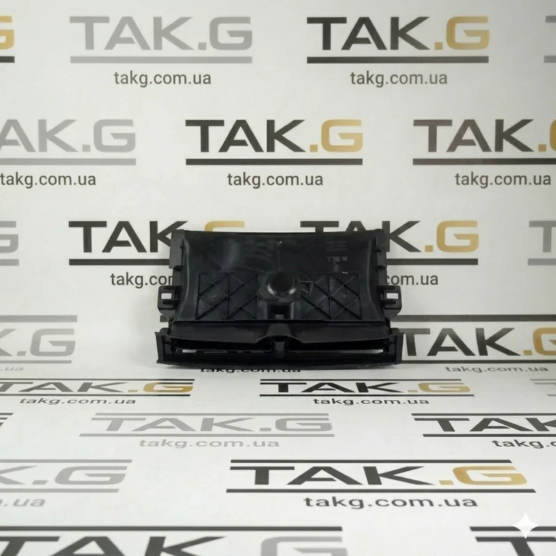 1559787-00-A: Корпус жалюзи (дефлектор) радиатора - Фото 1