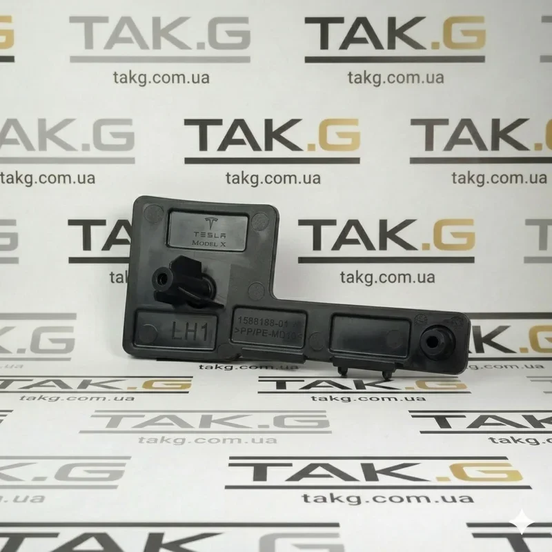 1588189-01-A: Кронштейн ПТФ правый - Фото 1