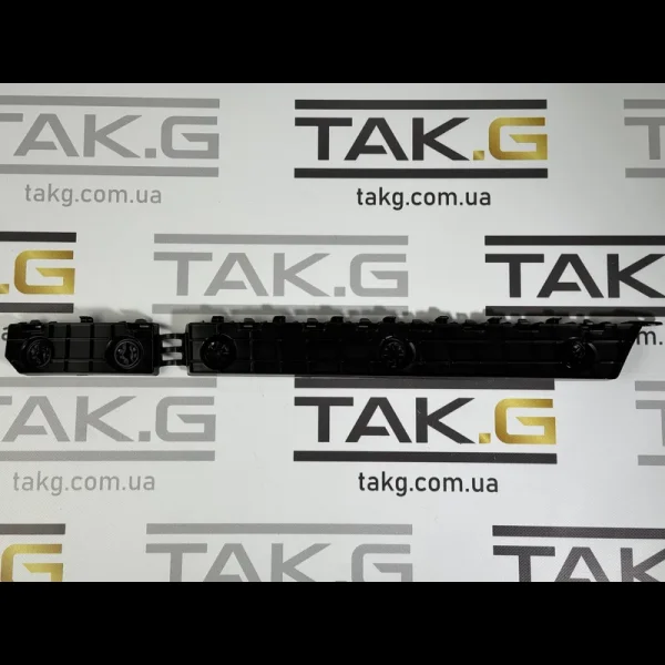 1585738-00-B: Крило кронштейн в зборі правий задній облицювання - Фото 1