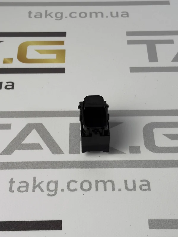 1081038-01-E: Перемикач склопідйомника - Фото 1