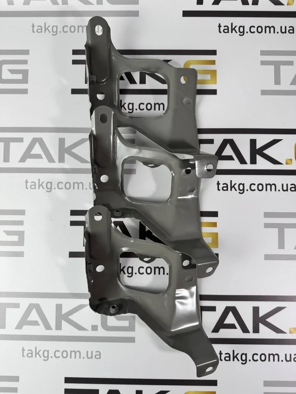 1086017-S0-A: Кронштейн окуляр лівого крила - Фото 1