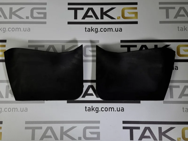 1613444-00-C: Дефлектор переднього бампера правий - Фото 1