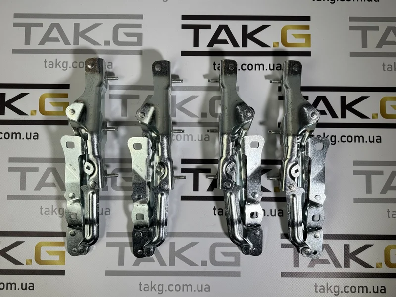 1092820-00-E: Петля кришки багажника ліва ДО РЕСТ - Фото 1