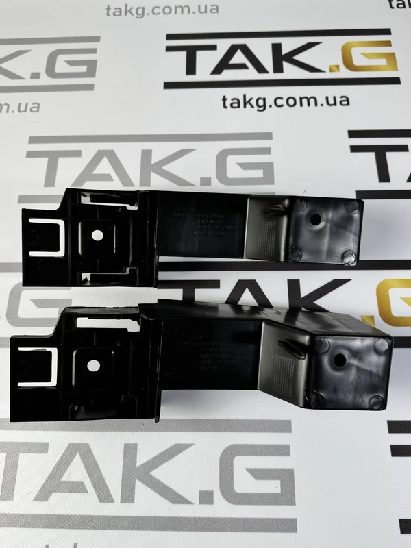 1711756-00-D: Кронштейн телевизора правый - Фото 1