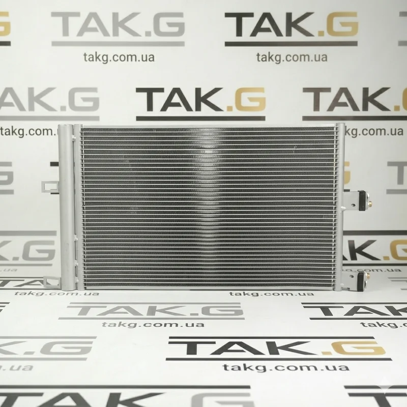 1077083-00-B: Радіатор кондиціонера - Фото 1