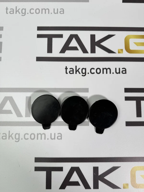1582574-00-C: Заглушка крюка заднього бампера - Фото 1 | TAK.G 1582574-00-C: Заглушка крюка заднього бампера - Фото 1