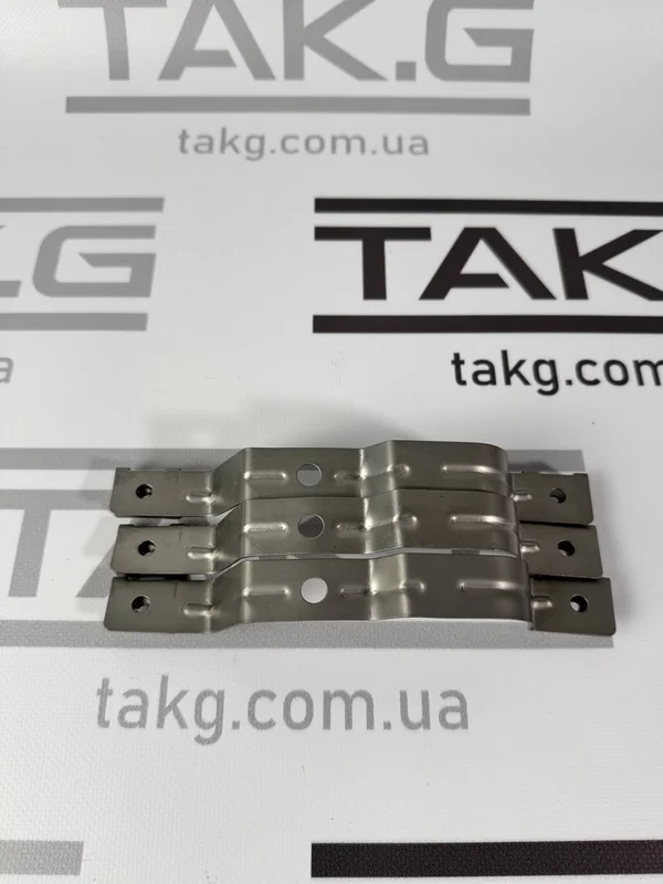 1104540-00-B: Кронштейн переднього лівого підкрилка - Фото 1