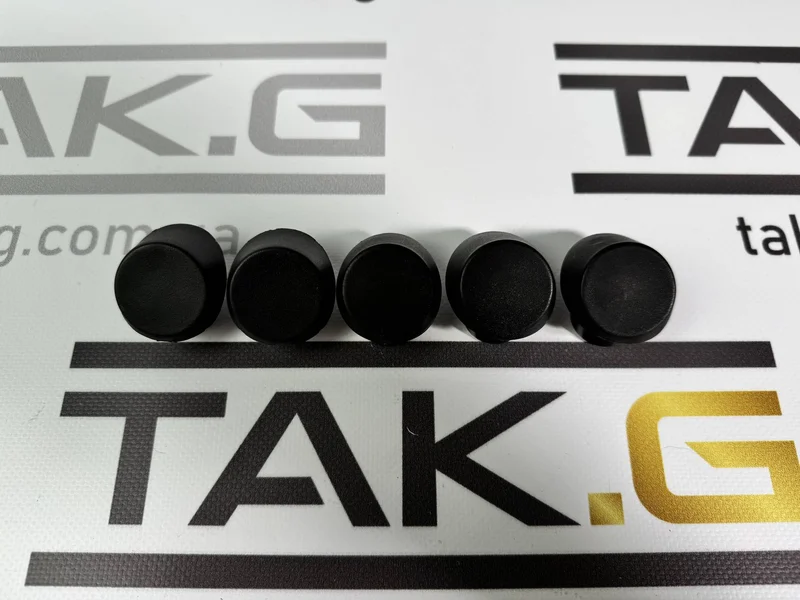 1507940-00-C: Упор відбійника кришки багажника лівий - Фото 1